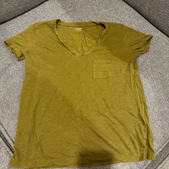 Madewell T Shirt - Picture 2 of 4
